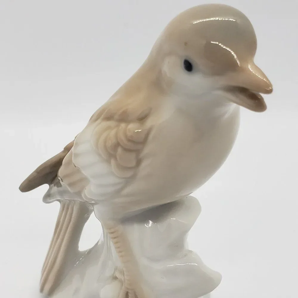 𝅺Otagiri Vintage Beige White Bird on Branch Porcelain Figurine - Picture 9 of 9